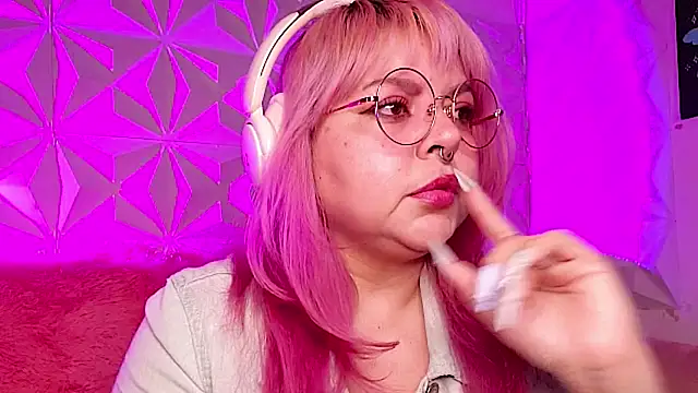 Satyn doll online show from February 22, 10:00 pm