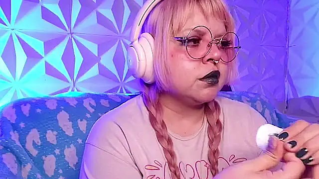 Satyn doll online show from April 29, 2:27 am