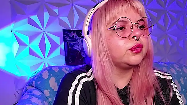 Satyn doll online show from April 15, 12:16 am