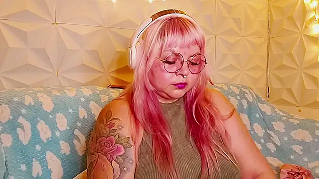 Satyn doll online show from June 2, 12:32 am