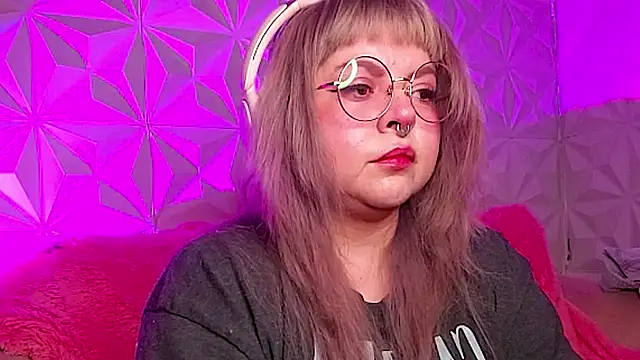 Satyn doll online show from November 15, 9:41 pm