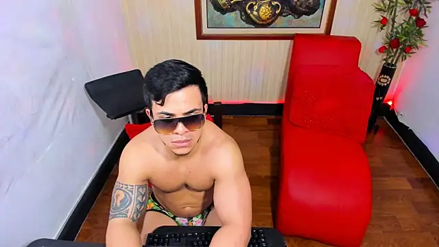 PowerExplosive online show from April 6, 3:13 am