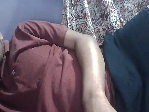 indianguy21 online show from March 28, 3:24 pm