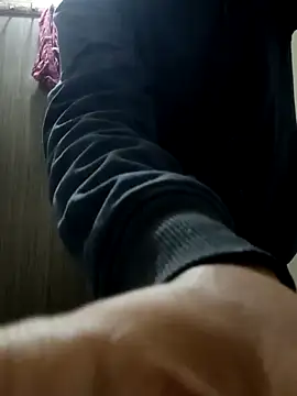 indianguy21 online show from December 7, 5:48 pm