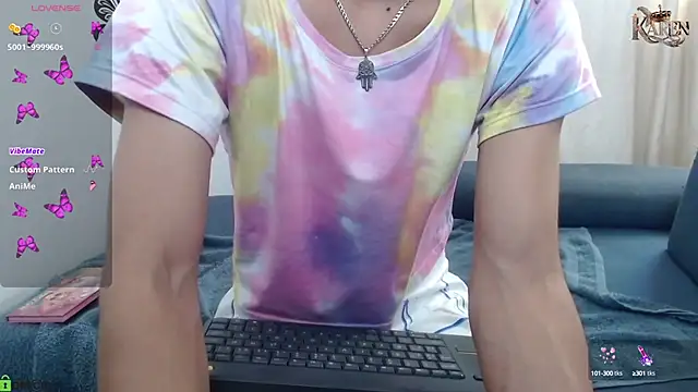 Snapshot of karen_sofia_ chatting on September 29, 8:25 pm karen sofia online show from September 29, 8:25 pm