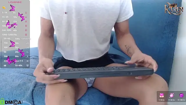 karen sofia  online show from February 7, 8:50 pm