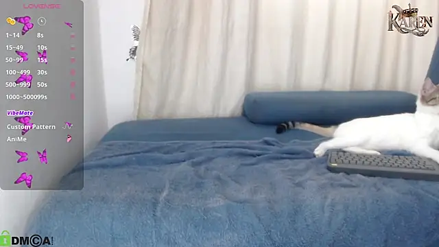 Snapshot of karen_sofia_ chatting on May 31, 12:33 pm karen sofia online show from May 31, 12:33 pm