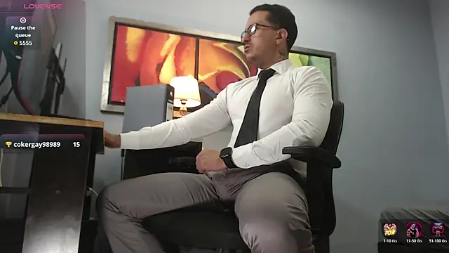 randyluke online show from February 8, 10:35 am