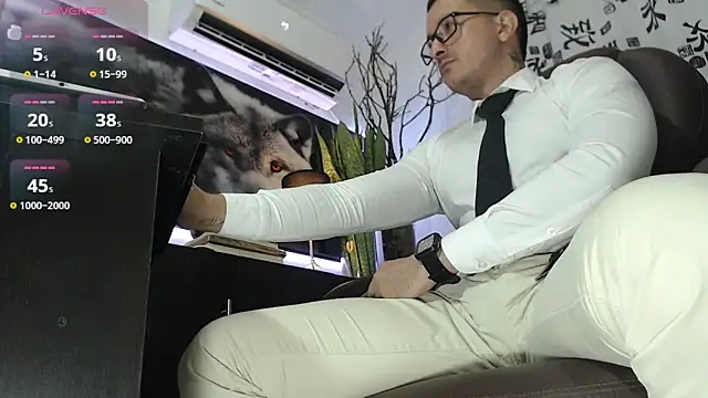 randyluke online show from December 13, 8:47 pm