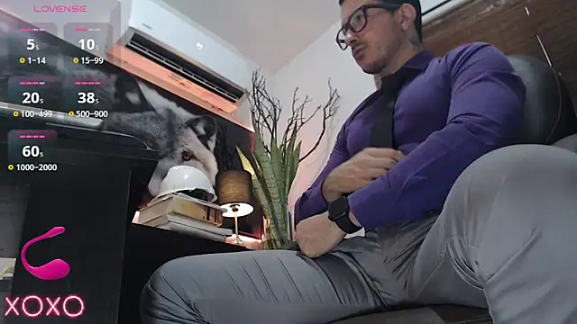 Snapshot of randyluke chatting on December 16, 5:17 pm randyluke online show from December 16, 5:17 pm