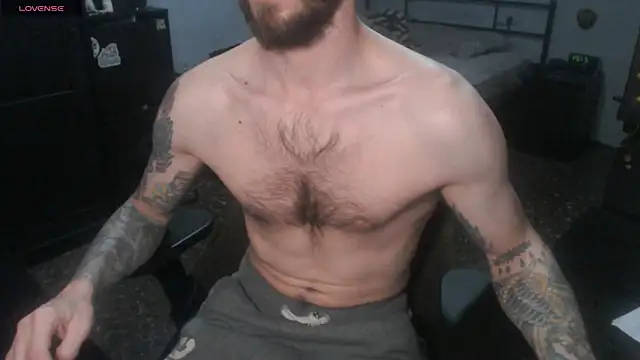 SexxxyLouis online show from December 17, 8:36 pm