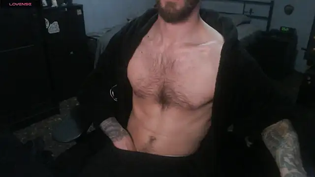 Snapshot of SexxxyLouis chatting on December 16, 2:21 pm SexxxyLouis online show from December 16, 2:21 pm