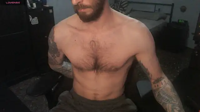 SexxxyLouis online show from December 21, 9:26 pm