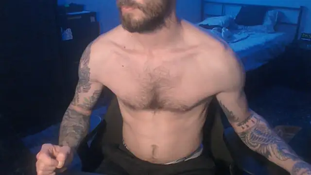 Snapshot of SexxxyLouis chatting on March 21, 8:50 pm SexxxyLouis online show from March 21, 8:50 pm