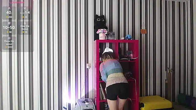 Snapshot of _Hanna_Moon_ chatting on January 18, 8:52 am Hanna Moon online show from January 18, 8:52 am