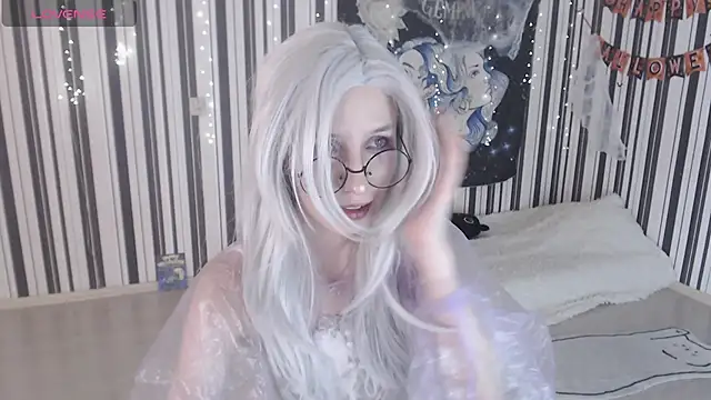 Snapshot of _Hanna_Moon_ chatting on October 30, 10:35 am Hanna Moon online show from October 30, 10:35 am