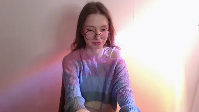  Hanna Moon  online show from May 4, 12:19 pm