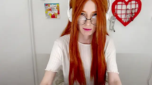 Snapshot of _Hanna_Moon_ chatting on July 5, 12:45 pm Hanna Moon online show from July 5, 12:45 pm