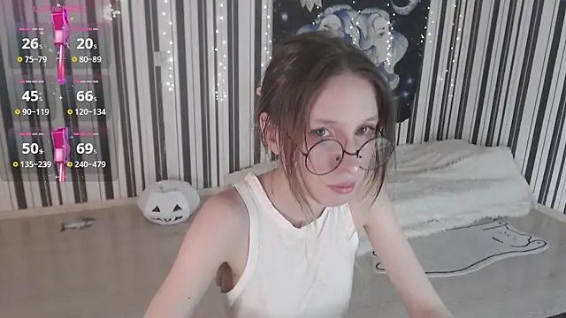 Snapshot of _Hanna_Moon_ chatting on October 26, 12:27 pm Hanna Moon online show from October 26, 12:27 pm