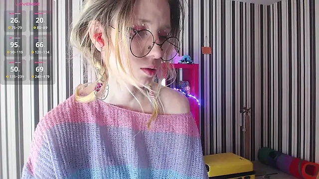 Snapshot of _Hanna_Moon_ chatting on January 12, 9:08 am Hanna Moon online show from January 12, 9:08 am