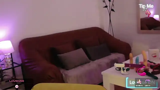 little susie online show from September 24, 8:10 am