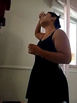 little susie online show from September 25, 7:58 am