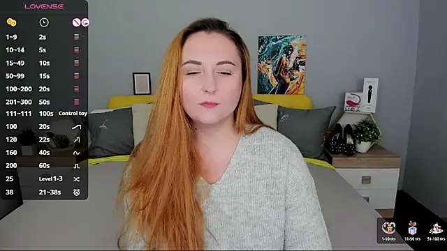 Snapshot of BabeLessi chatting on October 2, 5:38 pm BabeLessi online show from October 2, 5:38 pm