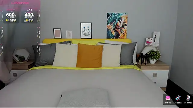 Snapshot of BabeLessi chatting on November 15, 4:16 am BabeLessi online show from November 15, 4:16 am