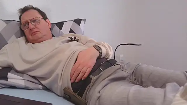 shymanhn online show from March 4, 12:35 pm