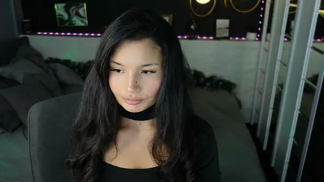 ErikaSoft online show from December 21, 5:53 am