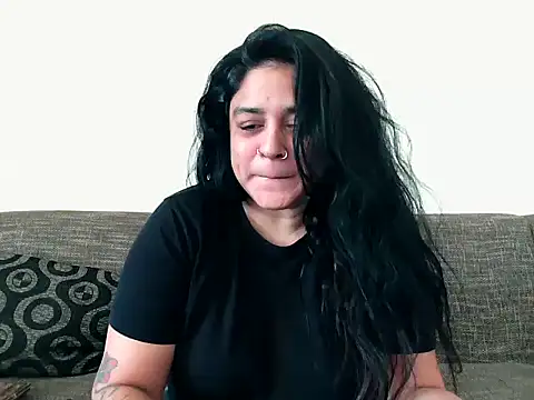 indianishkq7 online show from December 5, 8:13 am