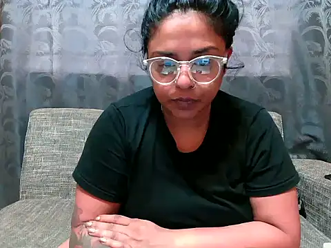 indianishkq7 online show from December 28, 8:16 am