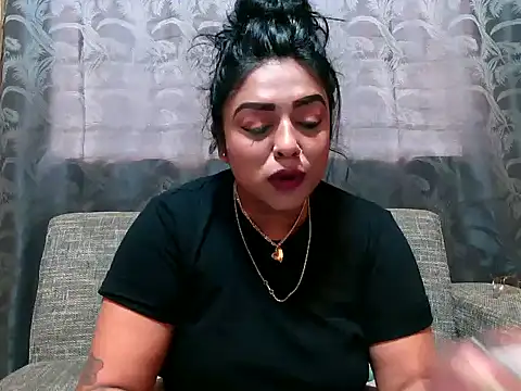 indianishkq7 online show from January 23, 11:48 am