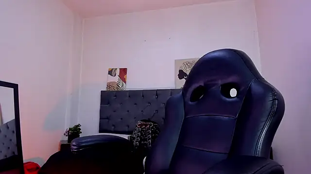 Ellie Alves online show from November 24, 2:28 pm