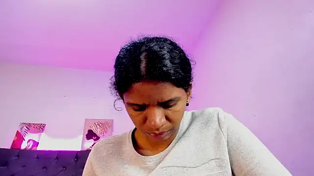 Ellie Alves online show from October 16, 12:46 pm