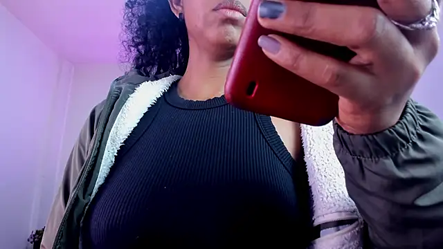 Ellie Alves online show from November 20, 1:34 pm