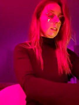 LilyOrion online show from March 10, 11:31 pm