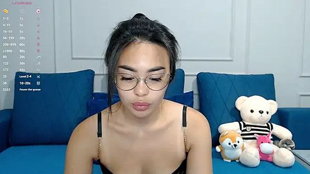 kwana colada online show from September 25, 4:57 pm