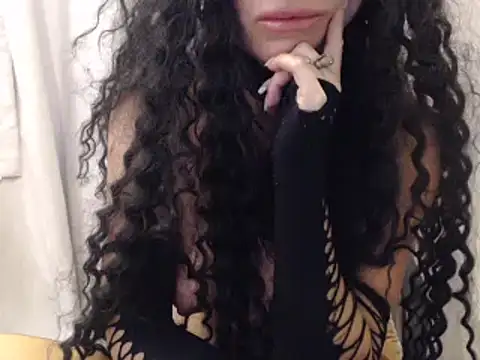 Snapshot of Ruda1919 chatting on June 4, 10:47 pm Ruda1919 online show from June 4, 10:47 pm