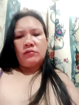 Snapshot of XbighotbootyX chatting on November 22, 12:32 am XbighotbootyX online show from November 22, 12:32 am