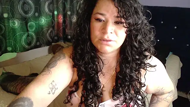 ANGELIQUE KLANE online show from May 8, 4:22 pm