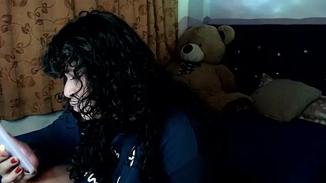 ANGELIQUE KLANE online show from November 7, 2:32 pm