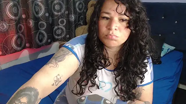 ANGELIQUE KLANE online show from May 21, 4:04 pm