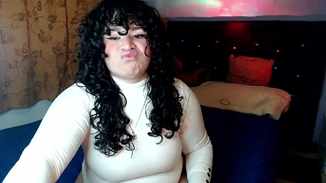 Snapshot of ANGELIQUE_KLANE chatting on September 28, 4:08 am ANGELIQUE KLANE online show from September 28, 4:08 am