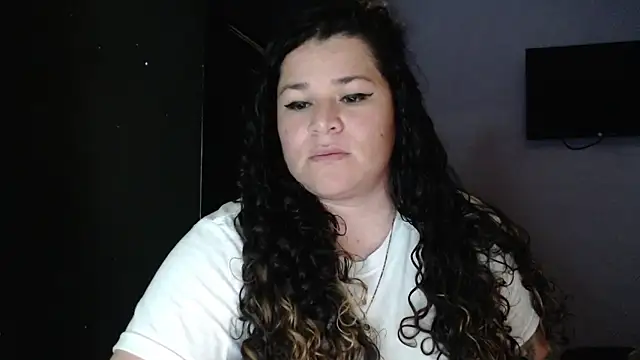 Snapshot of ANGELIQUE_KLANE chatting on February 21, 7:01 am ANGELIQUE KLANE online show from February 21, 7:01 am