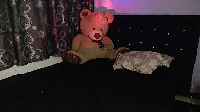 ANGELIQUE KLANE online show from March 19, 2:11 am