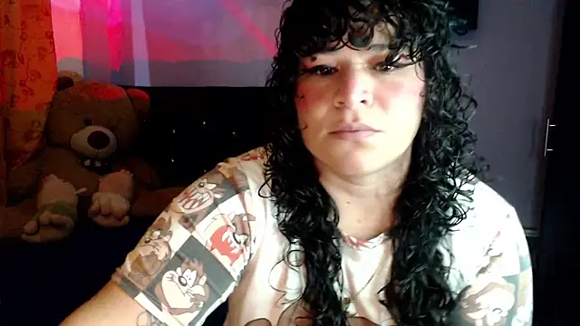 ANGELIQUE KLANE online show from November 23, 5:56 pm