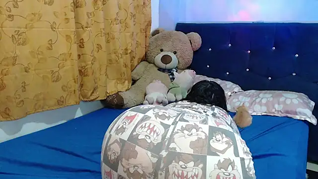 ANGELIQUE KLANE online show from February 3, 2:53 am