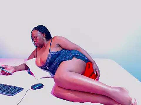 Snapshot of BootyliciousAssxxx chatting on March 8, 11:37 am BootyliciousAssxxx online show from March 8, 11:37 am