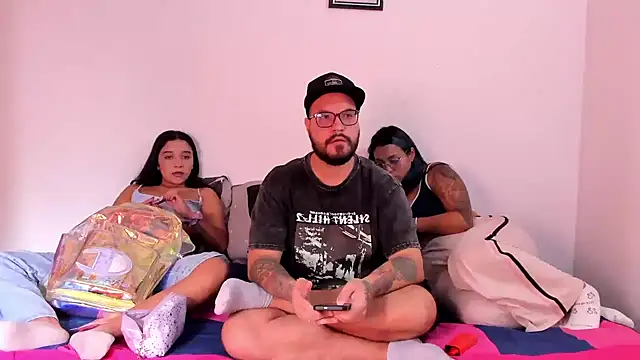 sgmr online show from April 28, 2:32 pm